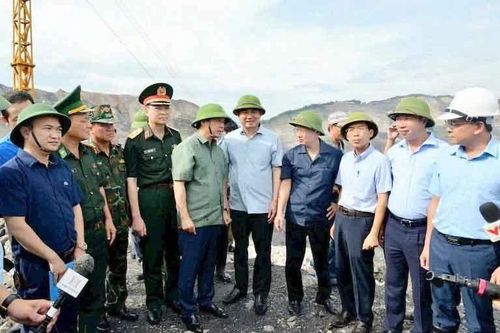 Ngành than 'liêu xiêu' sau siêu bão số 3