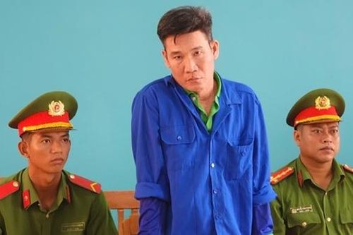 Lãnh 12 năm tù vì dùng dao đâm trọng thương nhiều người do ghen