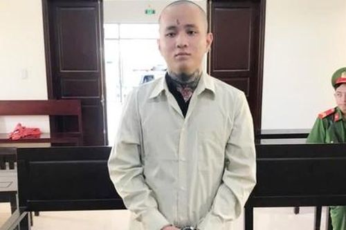 Thanh niên lãnh 3 năm tù vì 'tâm sự' với người yêu 'nhí'