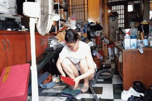 Một ngôi nhà 3 năm không dọn dẹp sẽ trở thành một mớ hỗn độn như thế nào?