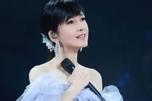 Châu Huệ Mẫn muốn giải nghệ ở tuổi 57