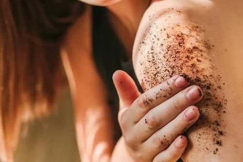 7 mẹo làm đẹp từ bã cà phê