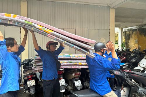 Hà Nội chuẩn bị chu đáo nơi ở, sẵn sàng di dân khu bãi sông Hồng khi ngập lụt