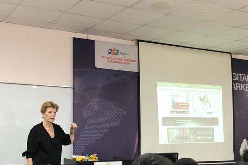 Liên kết đào tạo đại học quốc tế: Thay đổi để đáp ứng yêu cầu thực tiễn