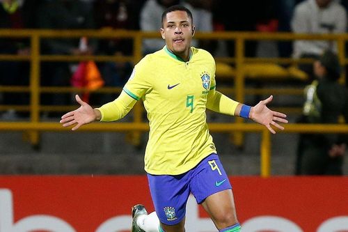 Tài năng trẻ Brazil hồi sinh phong độ sau khi rời Barca