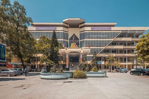 Một trường đại học ở Hà Nội cho sinh viên sơ tán vì mưa lũ