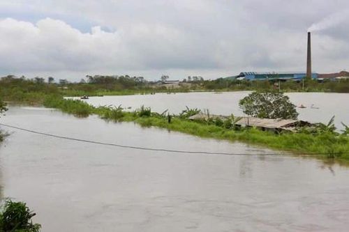 Huyện Phú Xuyên di dời khẩn cấp 68 hộ dân khu Bãi Chim đến nơi an toàn