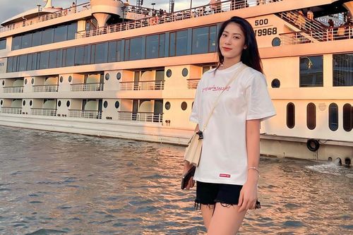 Tin nóng thể thao sáng 10/9: Tuyển thủ bóng chuyền nữ Việt Nam gây sốc cực mạnh cho người hâm mộ