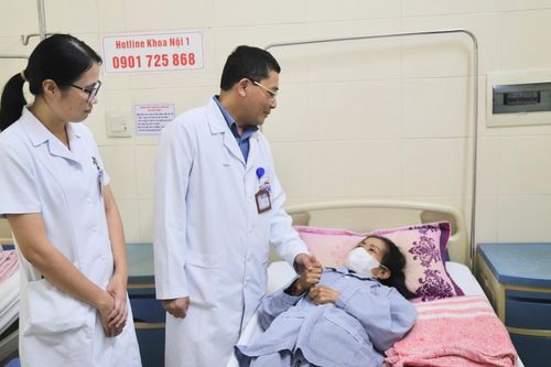 Hỗ trợ người bệnh có hoàn cảnh khó khăn bị thiệt hại sau cơn bão số 3