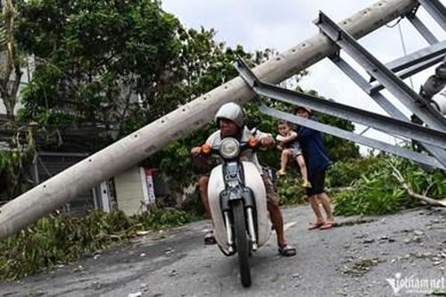 Quảng Ninh: Tạm đình chỉ chức vụ Giám đốc Điện lực Hạ Long