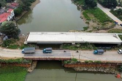 Chủ tịch UBND tỉnh Bắc Ninh chỉ thị cấm phương tiện ô tô lưu thông qua cầu tạm cầu Nét