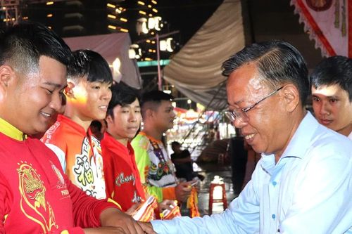 Khai mạc Giải Lân - Sư - Rồng chào đón Trung thu