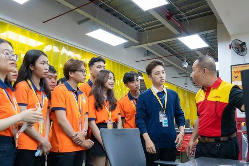 Nhà trường triển khai giải pháp giúp sinh viên có việc làm