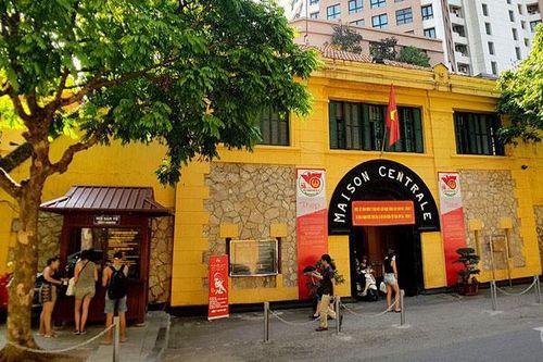 Hàng loạt khu di tích, văn hóa ở Hà Nội mở cửa đón khách trở lại