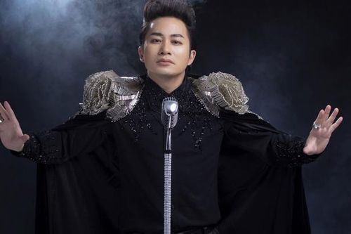 Tùng Dương lùi ngày ra mắt MV mới, ủng hộ 500 triệu đồng chống lũ