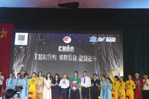Lớp Luật sư chất lượng cao Khóa 6 đạt giải nhất cuộc thi Tài năng luật sư 2024