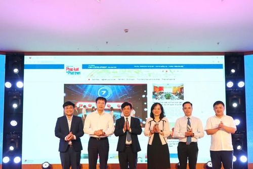 Ra mắt Tạp chí Pháp luật và Phát triển điện tử