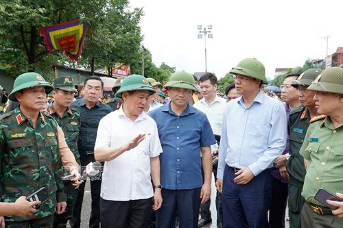 Phó Thủ tướng Hồ Đức Phớc kiểm tra công tác khắc phục hậu quả mưa lũ tại Thái Nguyên, Bắc Kạn, Cao Bằng