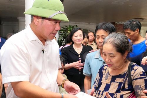 Petrovietnam thăm, động viên và trao hỗ trợ cho người dân chịu thiệt hại do thiên tai tại tỉnh Yên Bái