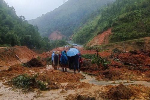 Cao Bằng: Nhiều người chết và mất tích do mưa lũ, sạt lở đất