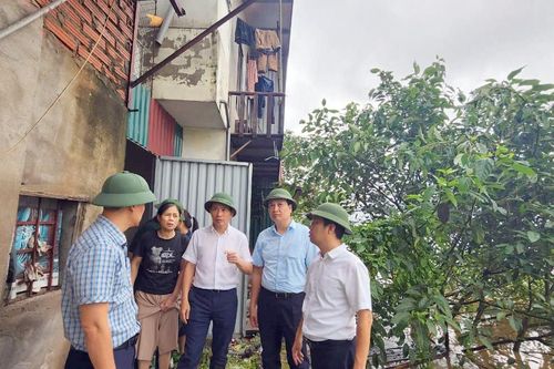 Nhiều quận, huyện Hà Nội sơ tán dân trước khi lũ sông Hồng đổ về