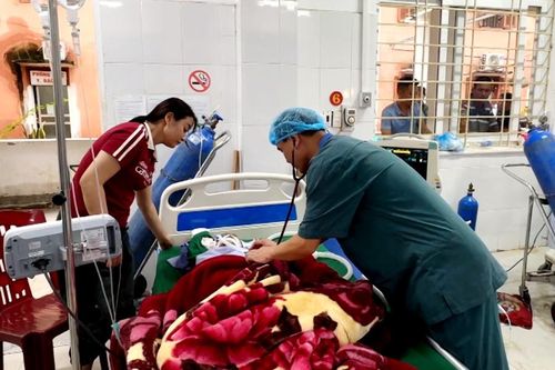 Lũ quét vùi lấp cả thôn ở Lào Cai: Đã có 18 người nhập viện, 2 ca phải thở máy