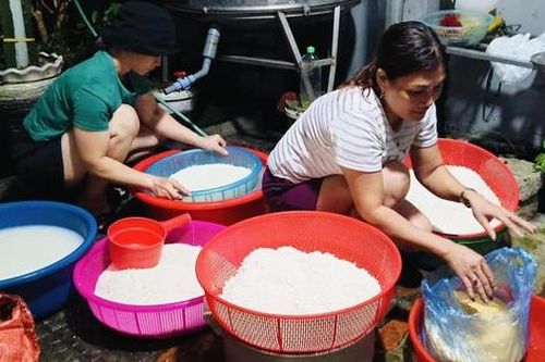 Dân mạng kêu gọi cùng nhau nấu đồ ăn gửi tới người dân vùng ngập lụt