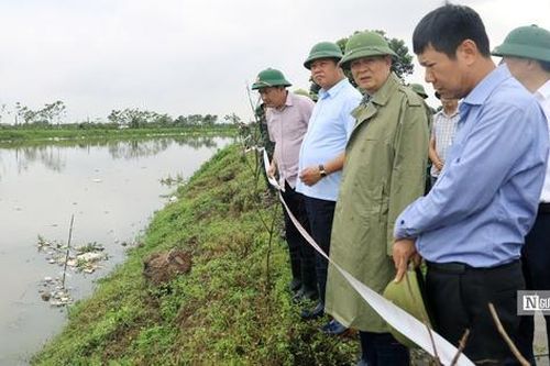 Lãnh đạo Hà Nội kiểm tra các tuyến đê tại huyện Thường Tín