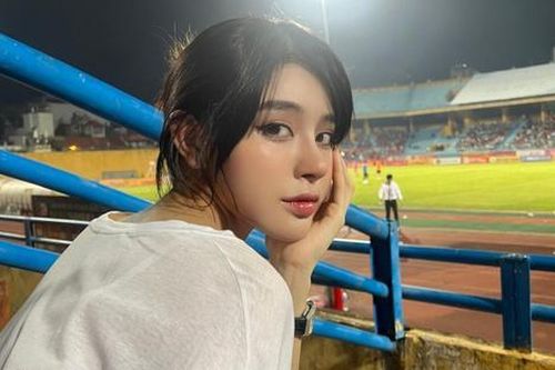 Nhà bạn gái Vũ Văn Thanh bị nước lũ ngập đến tầng 2