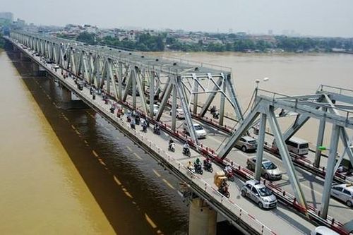 Từ 8h30 sáng 10/9: Hà Nội cấm xe khách, xe hợp đồng, xe du lịch đi trên cầu Chương Dương