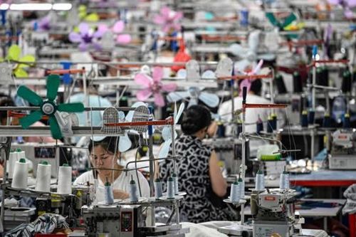 Ngập trong hàng giá rẻ Trung Quốc, các nước Đông Nam Á đang làm gì?