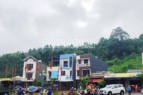 Tổ 12 phường Nam Cường: Sạt lở nghiêm trọng, nhiều nhà dân bị ảnh hưởng