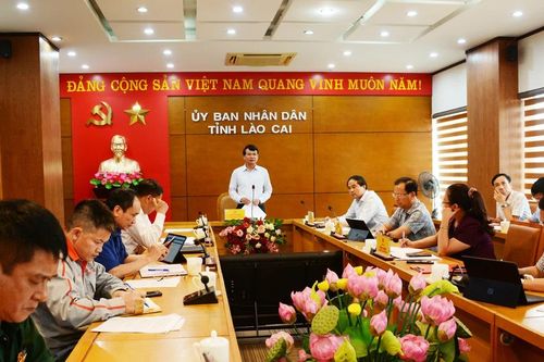 Bí thư Tỉnh ủy Đặng Xuân Phong chỉ đạo dồn lực khắc phục hậu quả do mưa lũ
