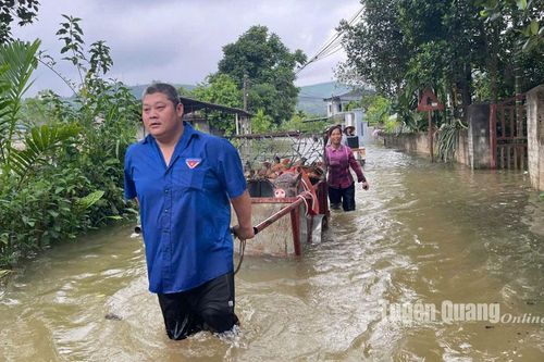 Lũ sông Lô đoạn qua thành phố Tuyên Quang 26,21 m, trên mức báo động 3