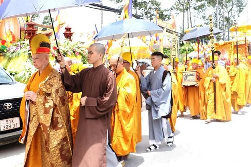 Đồng Tháp: Lễ truy niệm, phụng tống kim quan Hòa thượng Thích Chơn Minh nhập bảo tháp