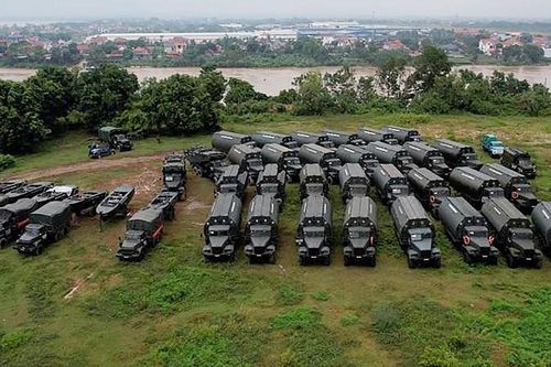 Phú Thọ: Sẵn sàng gần 100 trang bị bộ cầu phao nổi để bắc cầu qua sông Hồng