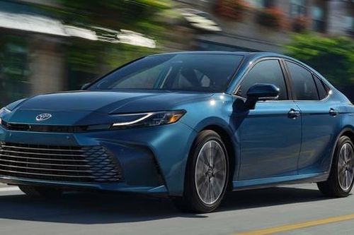 Toyota Camry thế hệ mới được nâng cấp những gì?