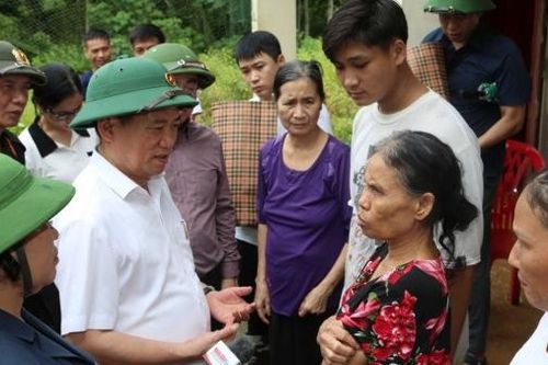 Phó Thủ tướng Hồ Đức Phớc kiểm tra, chỉ đạo khắc phục hậu quả mưa lũ tại Bắc Kạn