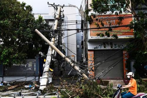 Chỉ đạo thiếu quyết liệt để mất điện kéo dài, Giám đốc điện lực TP Hạ Long bị tạm đình chỉ