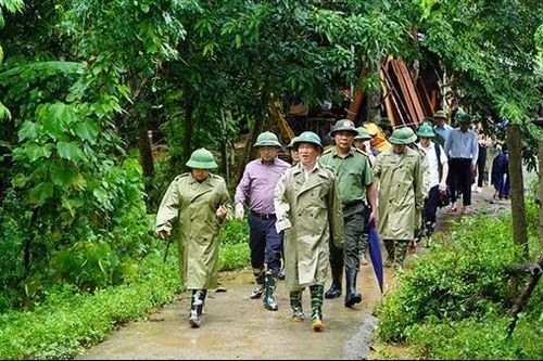 Phó Thủ tướng Hồ Đức Phớc thị sát, chỉ đạo công tác phòng chống bão lụt tại tỉnh Bắc Kạn