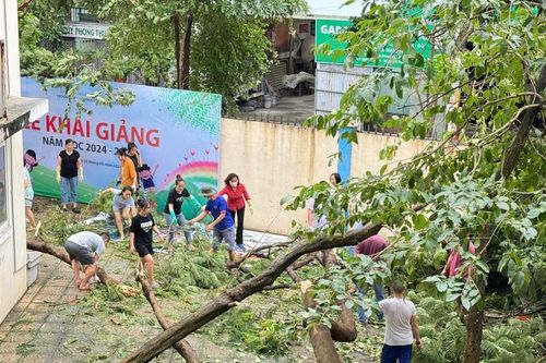 Hơn 100 trường học tại Hà Nội đóng cửa do bão số 3