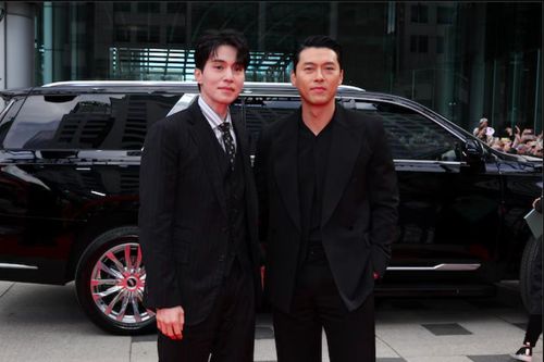 Sao Kpop 10/9: Hyun Bin làm 'náo loạn' thảm đỏ, Jennie tái xuất solo