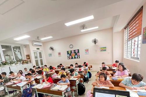 Nguy cơ mưa lớn kéo dài, các trường tại Hà Nội sẵn sàng dạy học trực tuyến