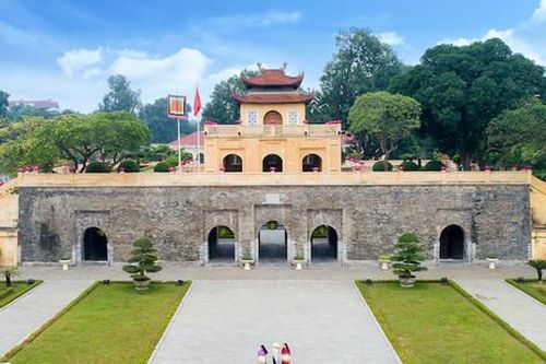 Bài tham dự Cuộc thi viết 'Kỷ niệm 70 năm Giải phóng Thủ đô: Ký ức tự hào' Hà thành, mỗi bước ta đi
