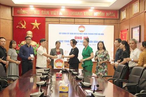 Hà Nội: Không để hộ gia đình nào gặp khó khăn do bão mà không được giúp đỡ