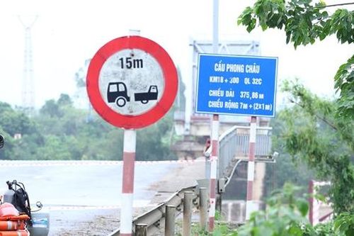 Người dân di chuyển từ Hà Nội đi Phú Thọ thế nào khi cầu Trung Hà bị cấm?