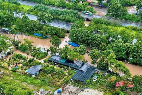 Hà Nội cảnh báo hàng loạt điểm ngập úng do mưa lớn diện rộng