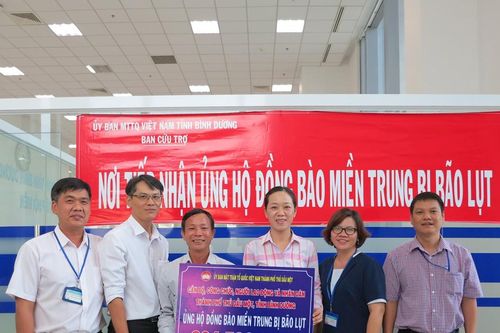 Bình Dương: Ủng hộ 10 tỷ đồng hỗ trợ các địa phương bị thiên tai