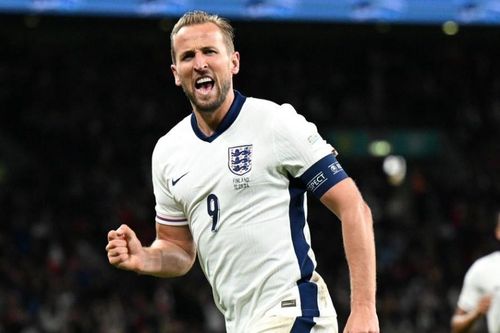 Harry Kane lập kỷ lục