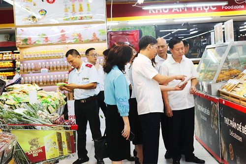 Hà Nội bảo đảm an toàn thực phẩm, phòng, chống dịch bệnh sau bão số 3